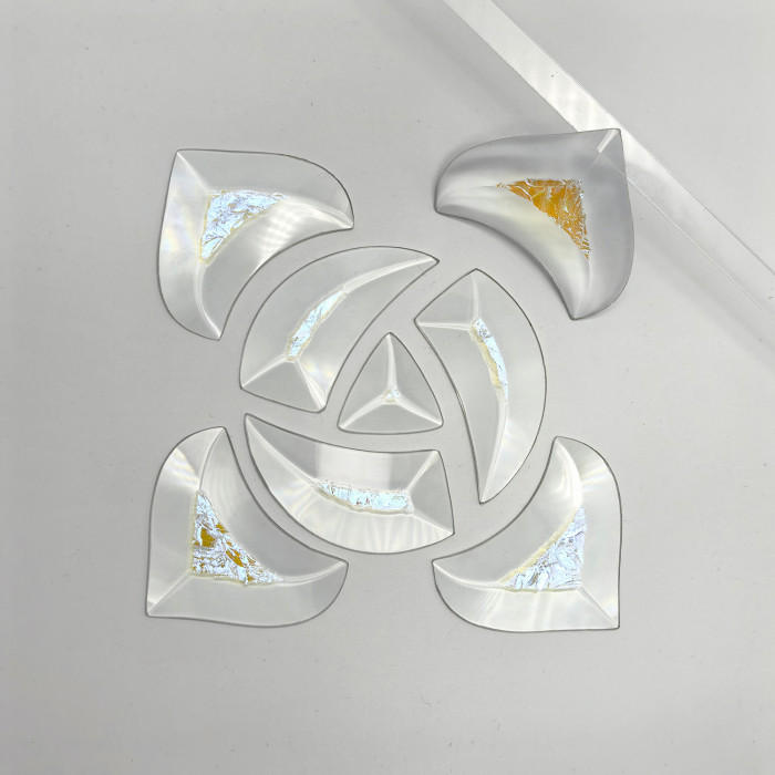 Бевелс AV54 дихроичный (8 элементов) 126 х 126 мм желтый мороз