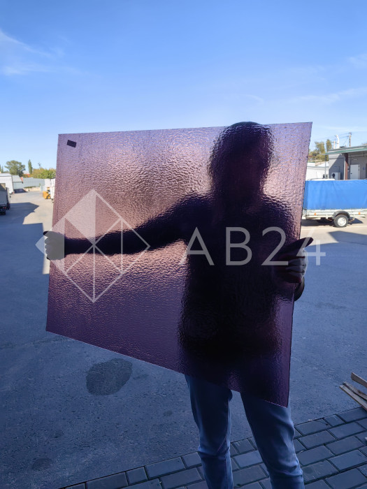 Стекло витражное AV 140.8RR пол листа (78 х 48 см)