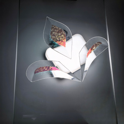 Бевелс AV235 дихроичный (3 элемента) 124 х 155 мм красный мороз