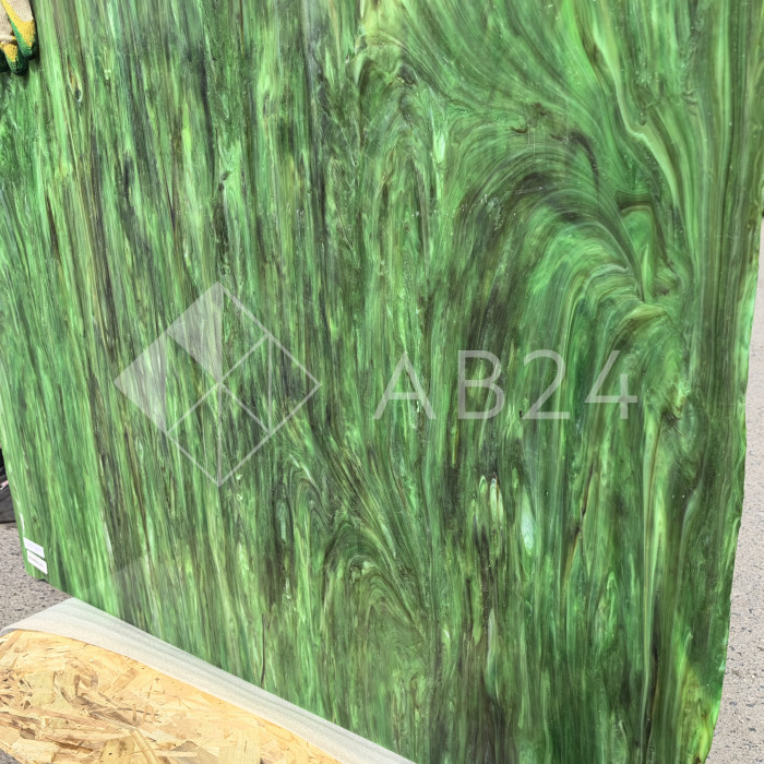 Стекло витражное AV 822-52S четверть листа (39 х 48 см)