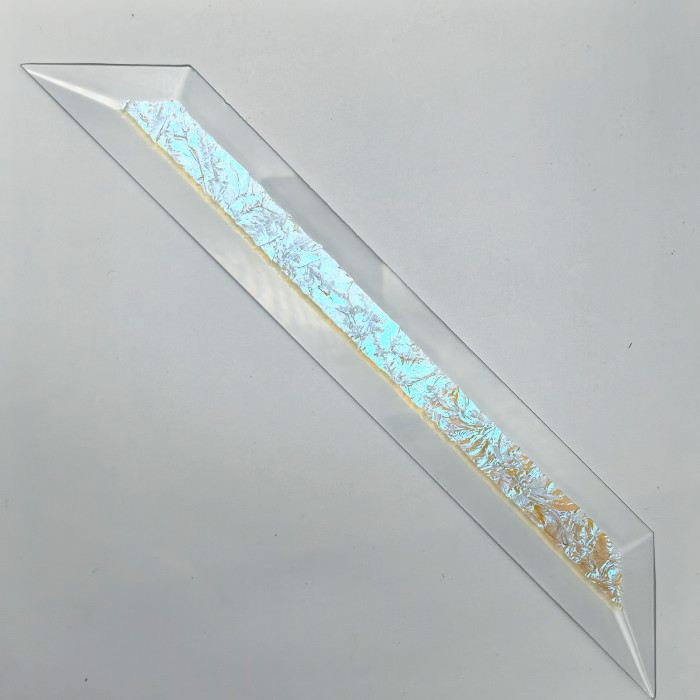 Бевелс AV121 дихроичный 36 х 267 мм желтый мороз