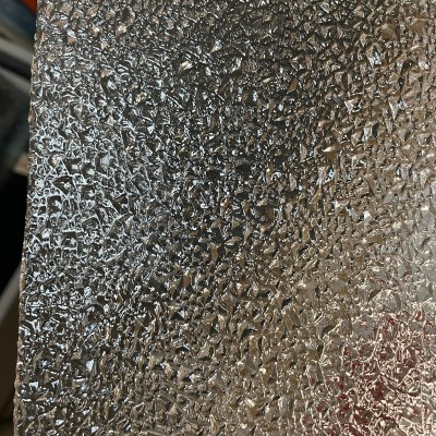 Стекло витражное AV 100GG пол-листа (75 х 50 см)