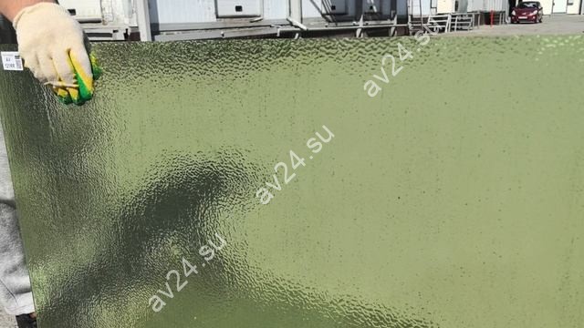 Стекло витражное AV 121RR четверть листа (39 х 48 см)