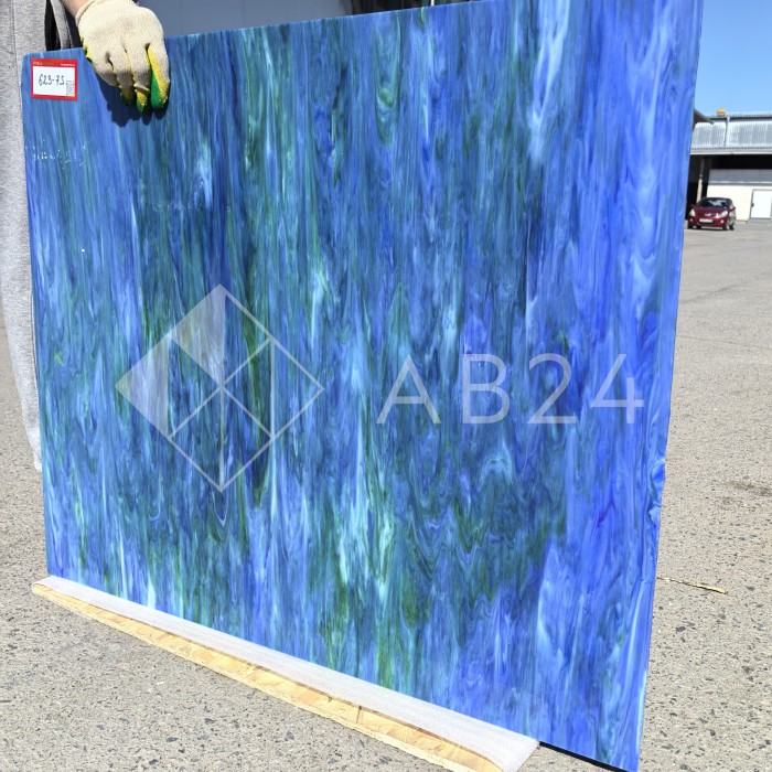 Стекло витражное AV 623-7S, целый лист - 78 х 96 cм.