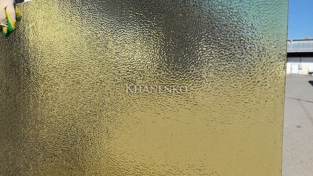 Стекло витражное АV 110.2RR, целый лист - 78 х 96 cм.