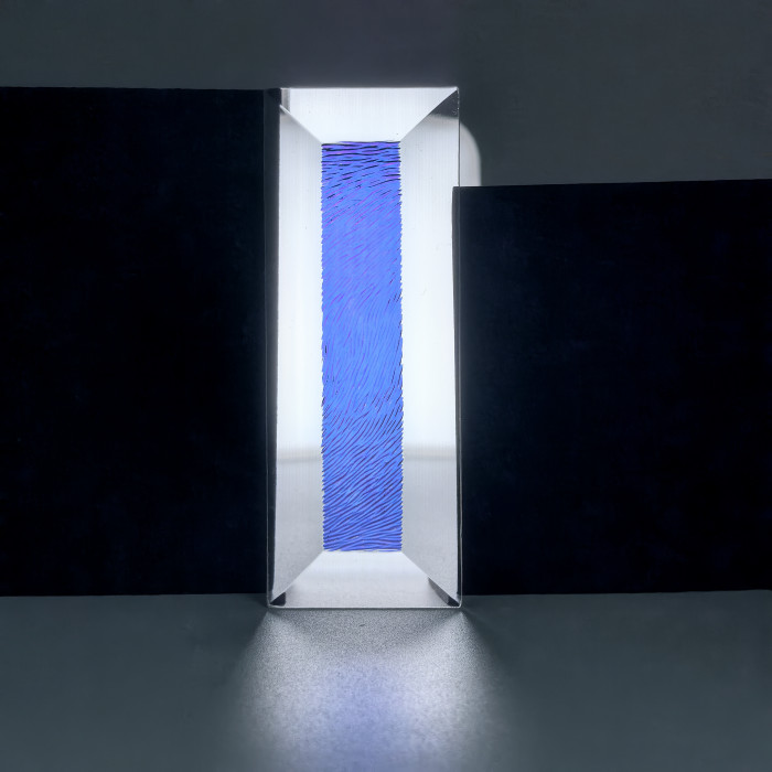 Бевелс AV222 дихроичный прямоугольник 101 х 38 мм, синяя шиншилла