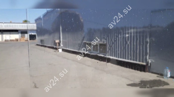 Стекло витражное AV 100Seedy пол-листа (50 х 75 см)