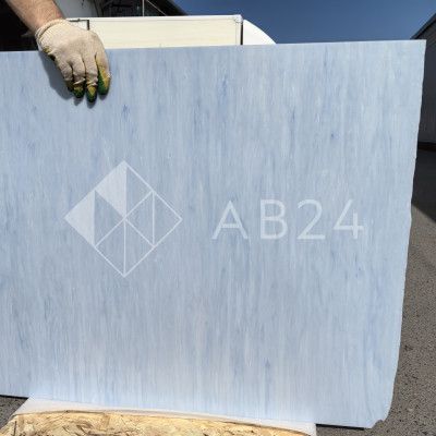 Стекло витражное AV 335-2S четверть листа (39 х 48 см)