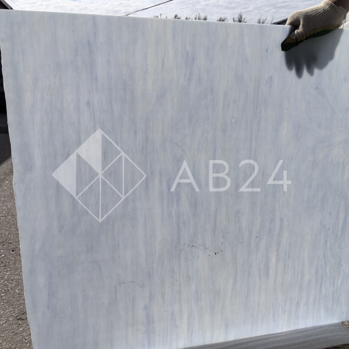 Стекло витражное AV 335-2S четверть листа (39 х 48 см)