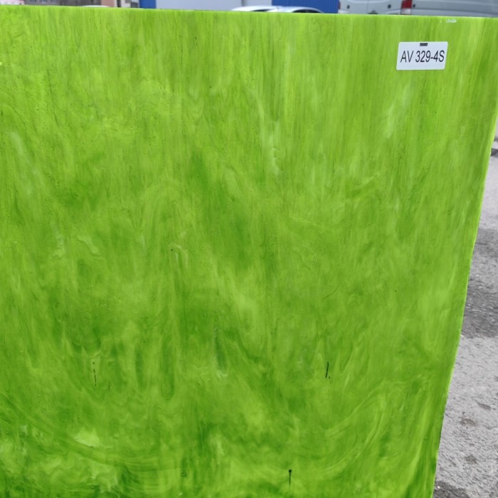 Стекло витражное AV 329-4S четверть листа (39 х 48 см)