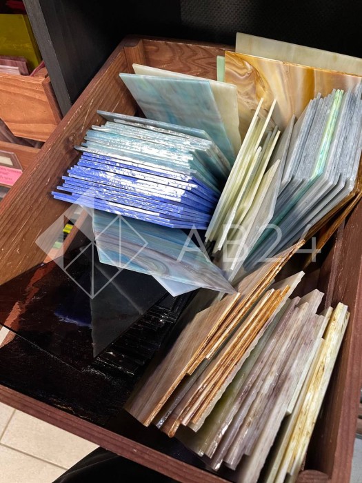 Бой витражного стекла