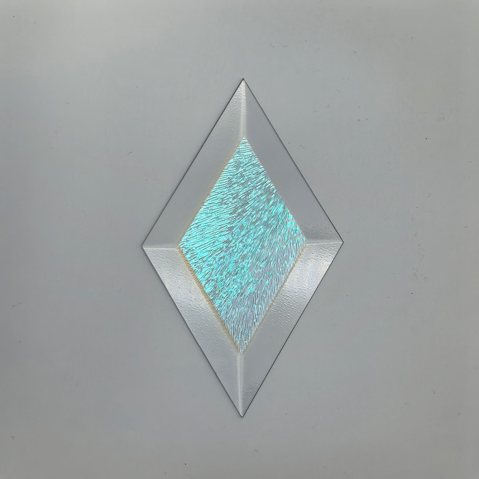 Бевелс AV17 дихроичный ромб 76 х 127 мм красная шиншилла