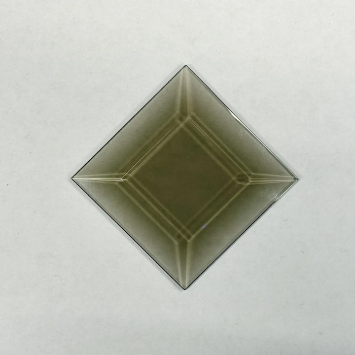 Бевелс AV276.1 квадрат дымчатый 51 х 51 мм