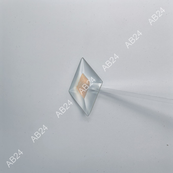 Бевелс AV131 дихроичный ромб 38 х 64 мм красная шиншилла