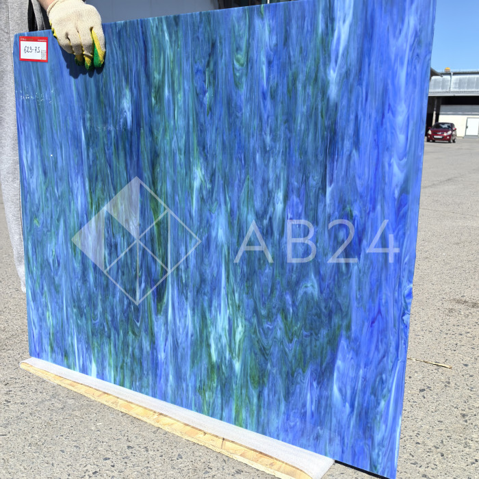 Стекло витражное AV 623-7S пол листа (78 х 48, 1 см)