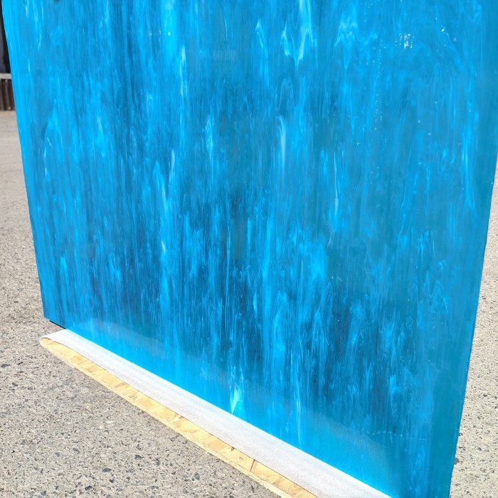 Стекло витражное AV 833-92S четверть листа (39 х 48 см)